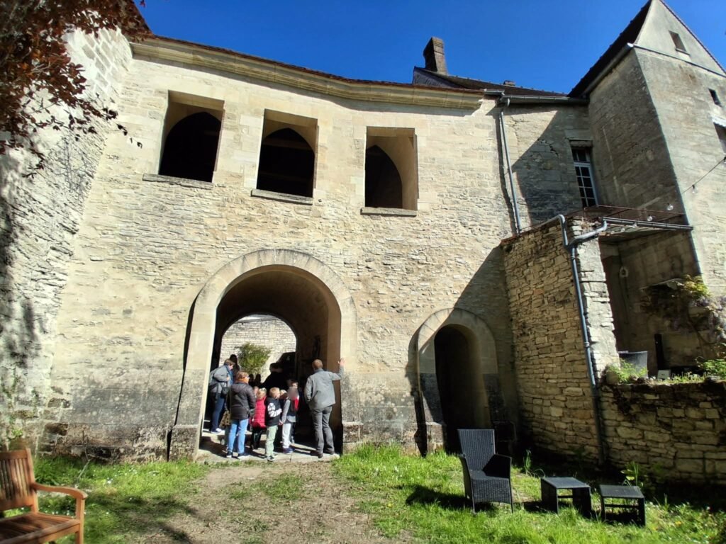 092-mater-chateau-mouy