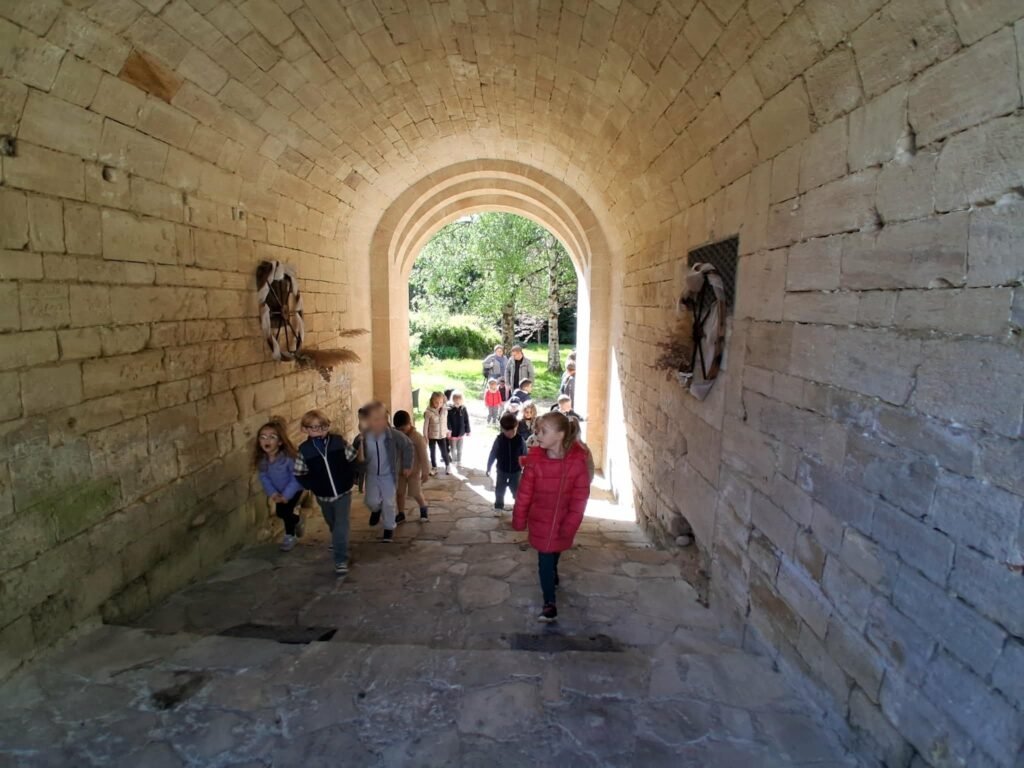 102-mater-chateau-mouy