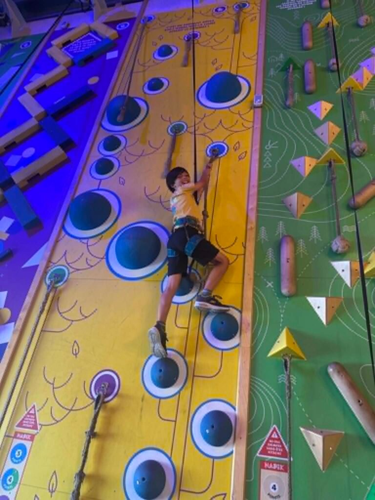 101-hapik-escalade-en-salle-17-06-2026