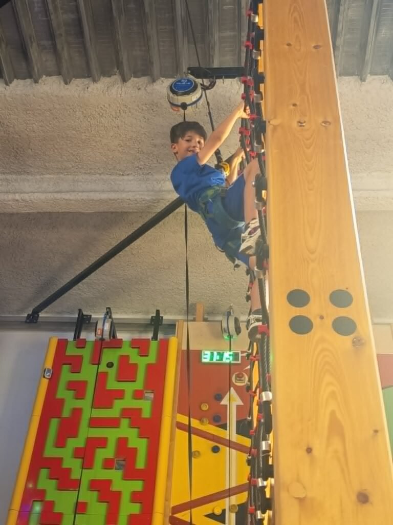 132-hapik-escalade-en-salle-17-06-2026