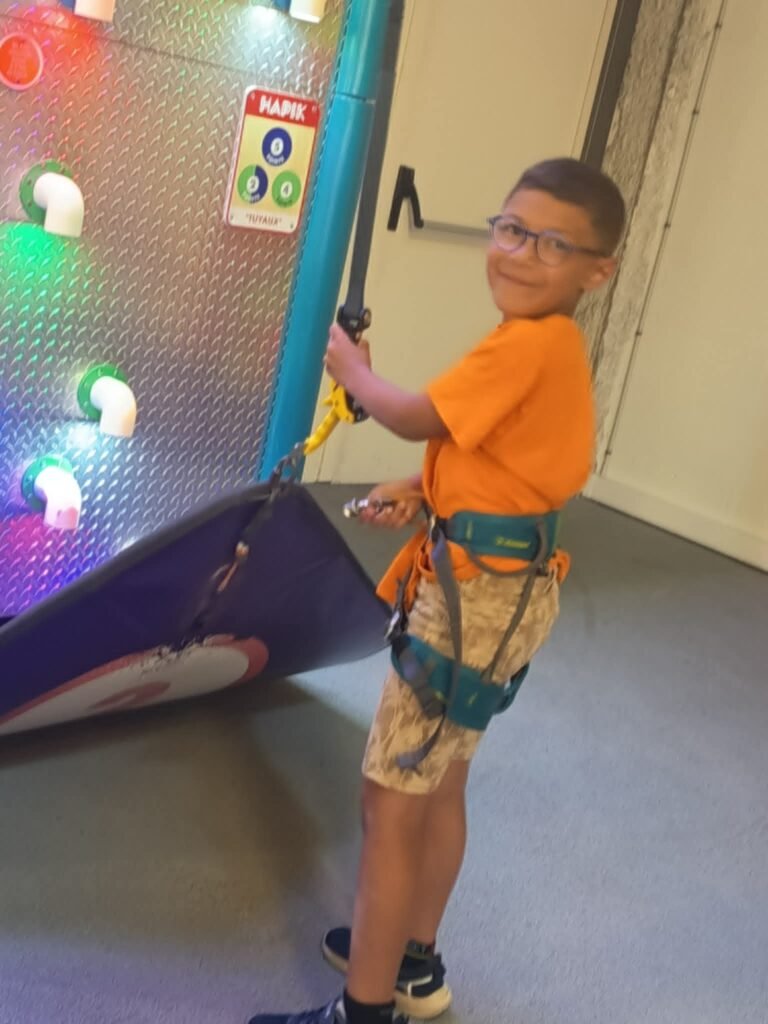 140-hapik-escalade-en-salle-17-06-2026