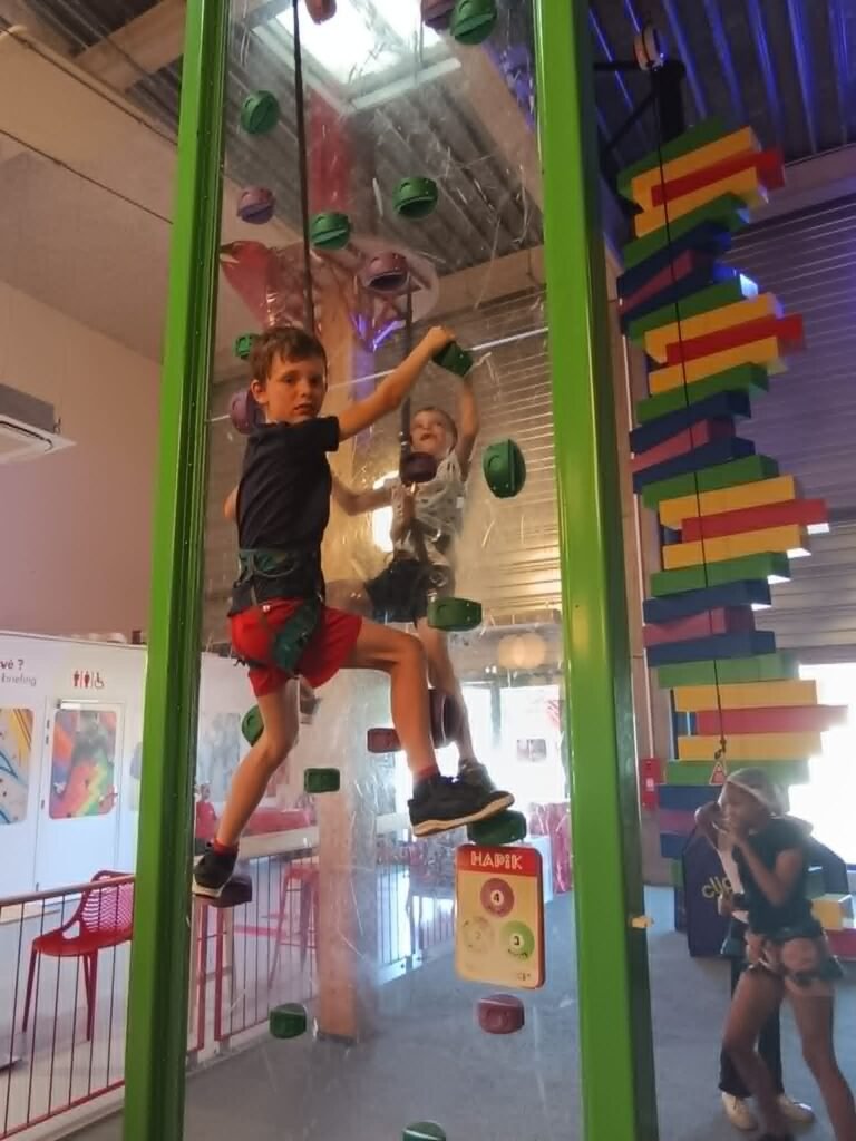 145-hapik-escalade-en-salle-17-06-2026
