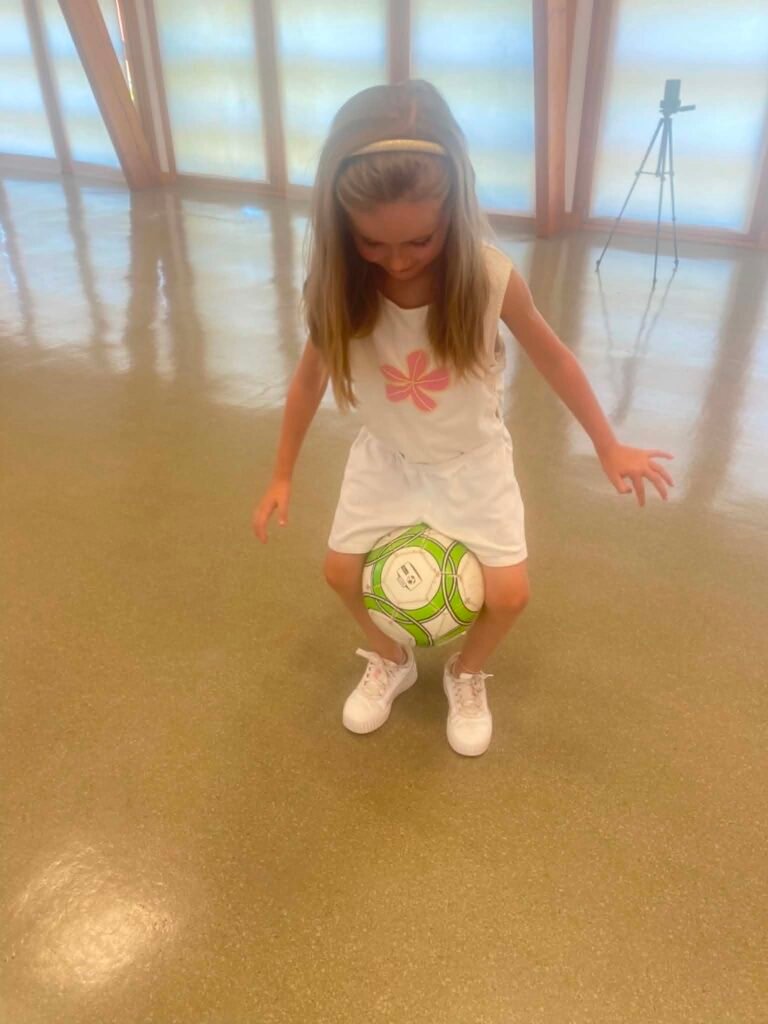 235-freestyle-jonflage-ballon-de-foot