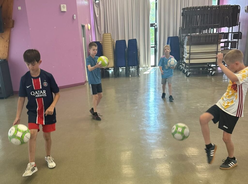 250-freestyle-jonflage-ballon-de-foot