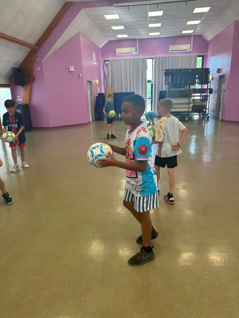 251-freestyle-jonflage-ballon-de-foot