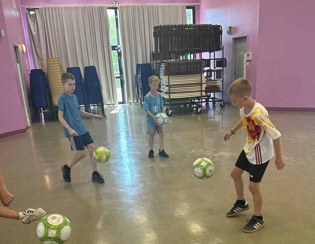 252-freestyle-jonflage-ballon-de-foot